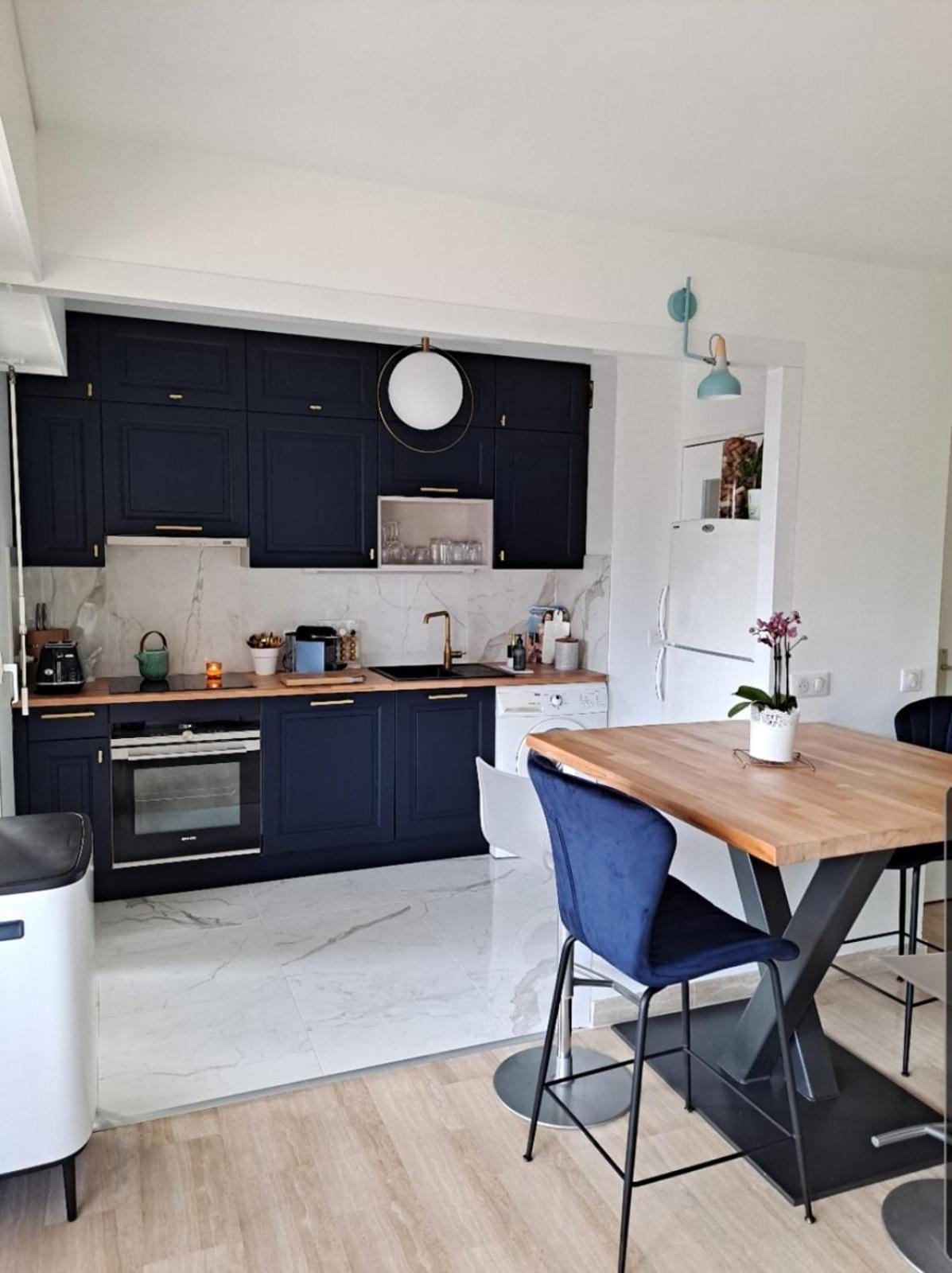 Holiday home Henri Camille Real Estate -beautiful One Bedroom Swimming Pool And Parking *