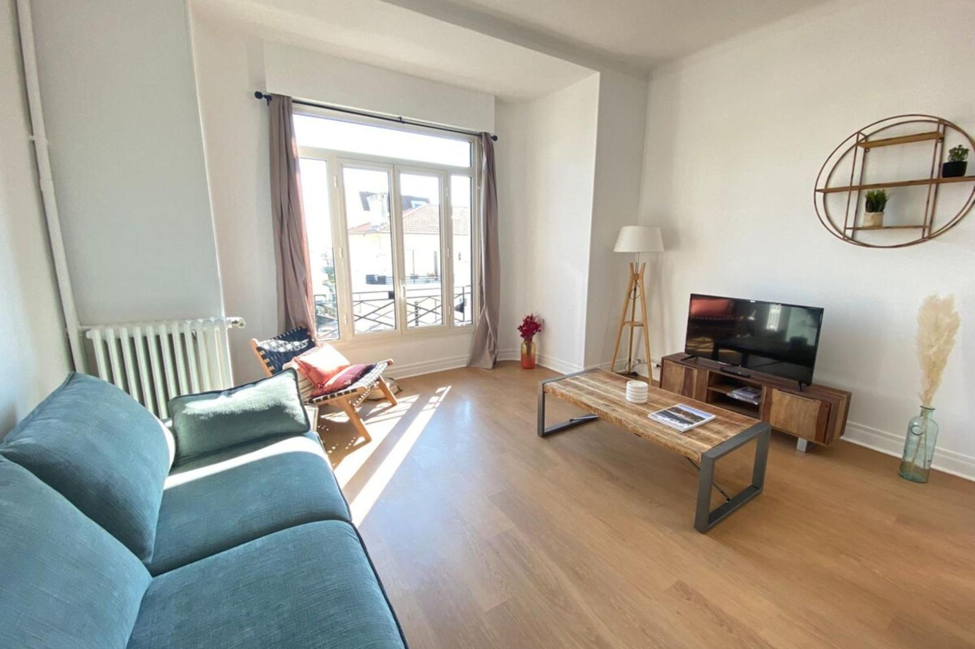 Appartement 06aa1-beau T2 500m De La Plage Et De La Croisette Cannes