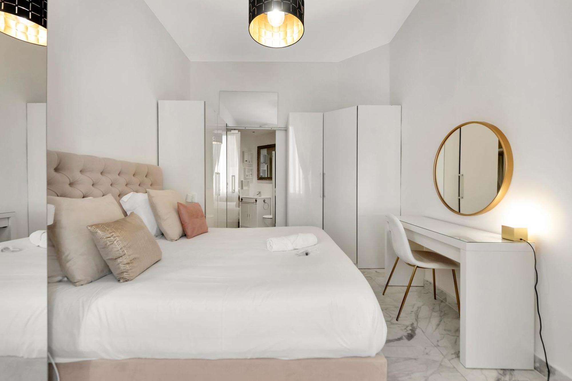 Apartment Le Borniol, Splendid 3 Bedrooms Appt, Center *