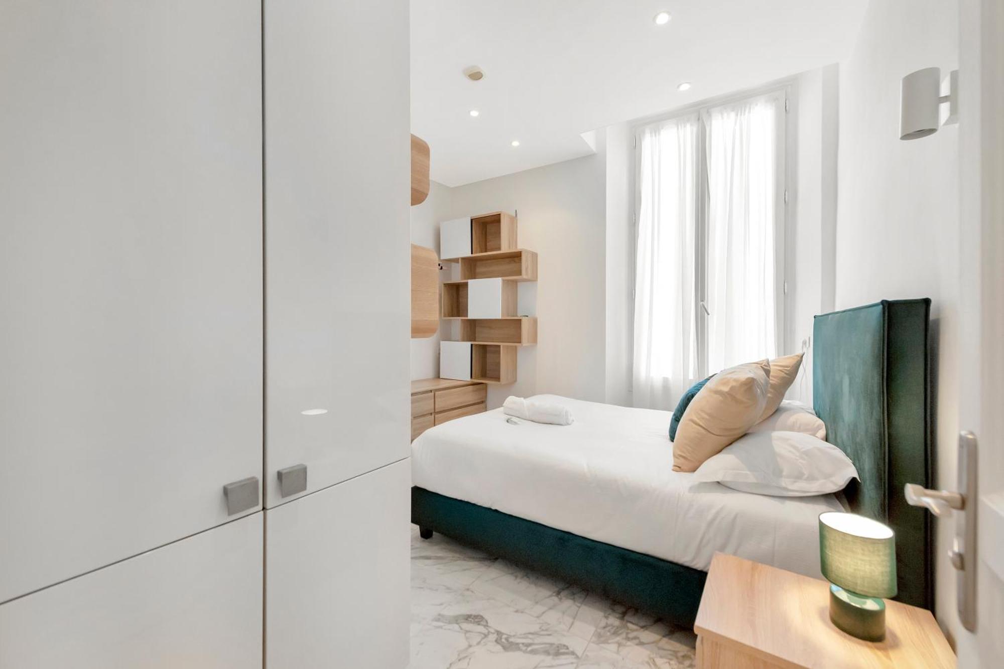 Apartment Le Borniol, Splendid 3 Bedrooms Appt, Center *