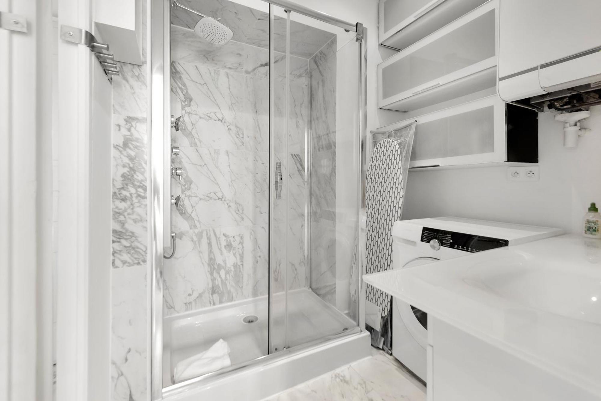 Apartment Le Borniol, Splendid 3 Bedrooms Appt, Center Cannes