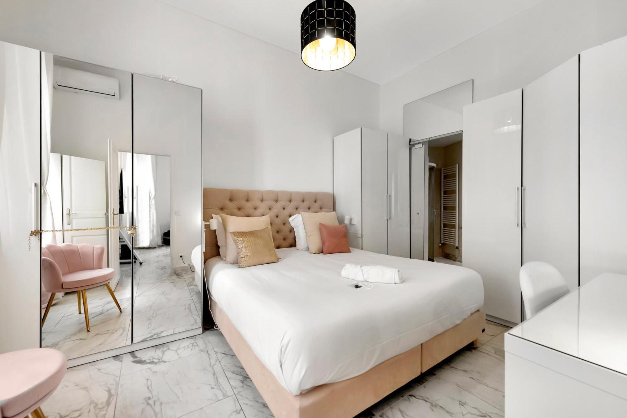 Apartment Le Borniol, Splendid 3 Bedrooms Appt, Center *