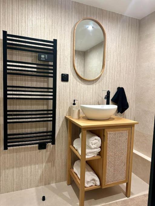 Apartment Centre A 3 Minutes Du Palais Des Festivals *