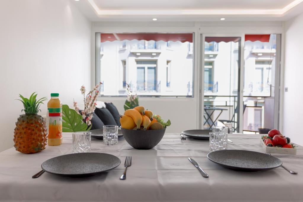 Lunique Maubourg - Next Martinez - Terrasse Cannes