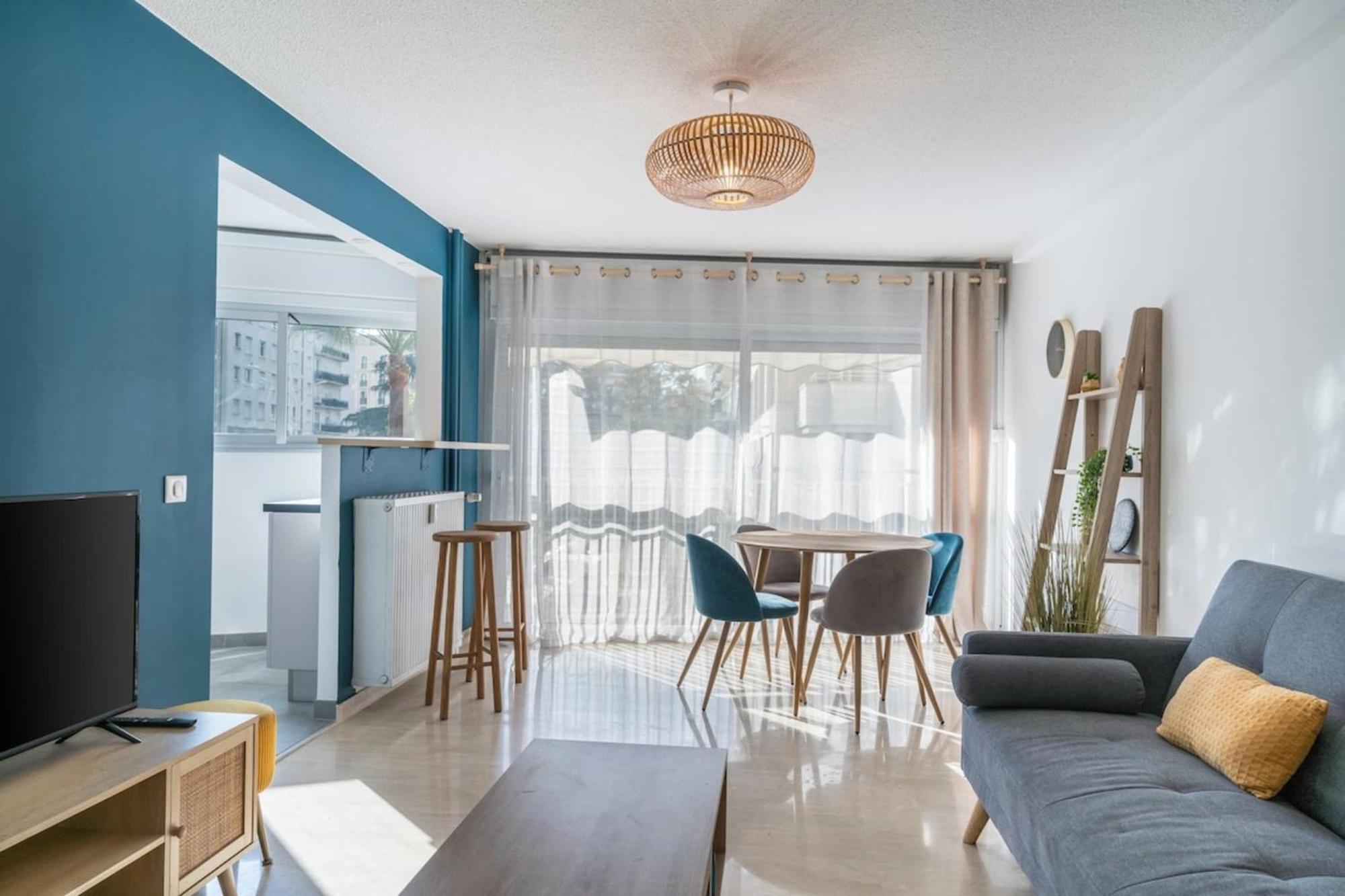 Apartment One Bedroom In The Heart Of Cannes