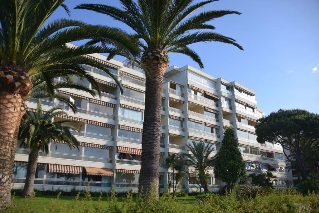 Apartment - Front De *