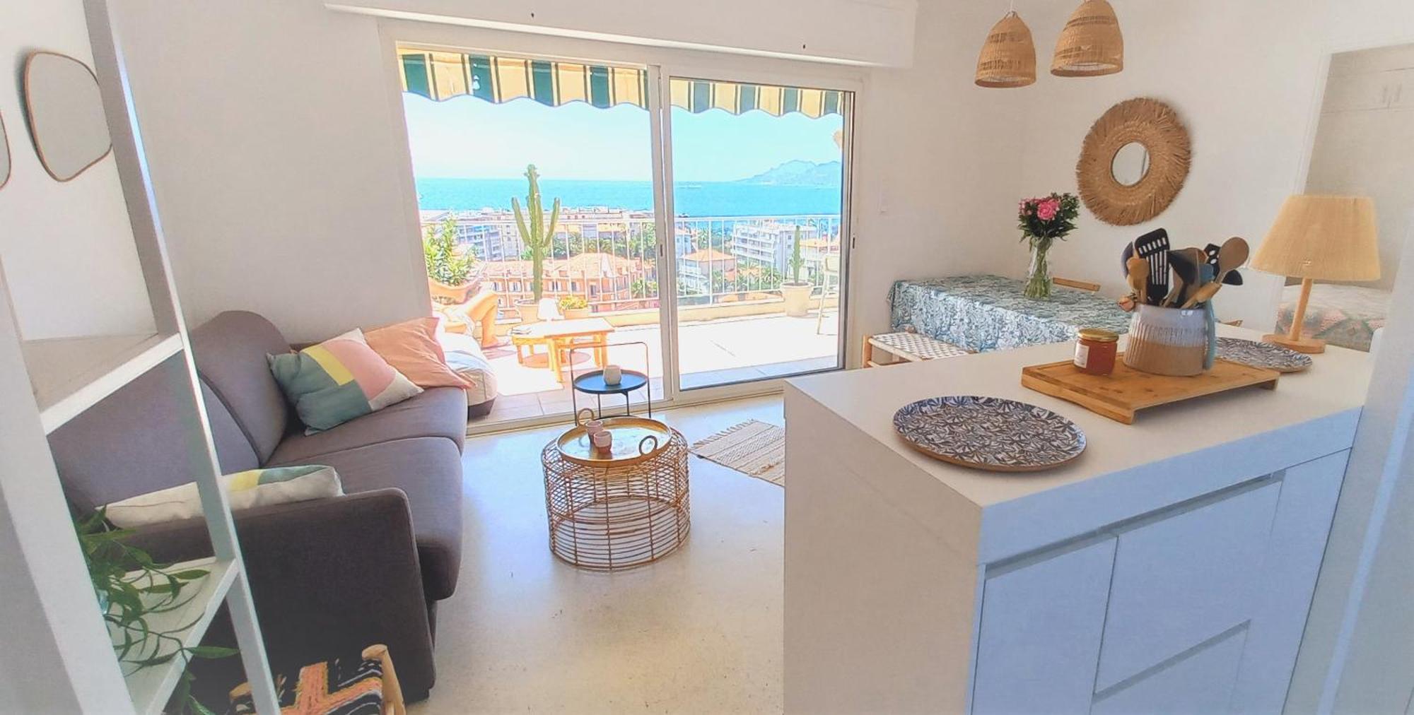 Vue A Couper Le Souffle - Nouveau Entierement Renove Apartment *