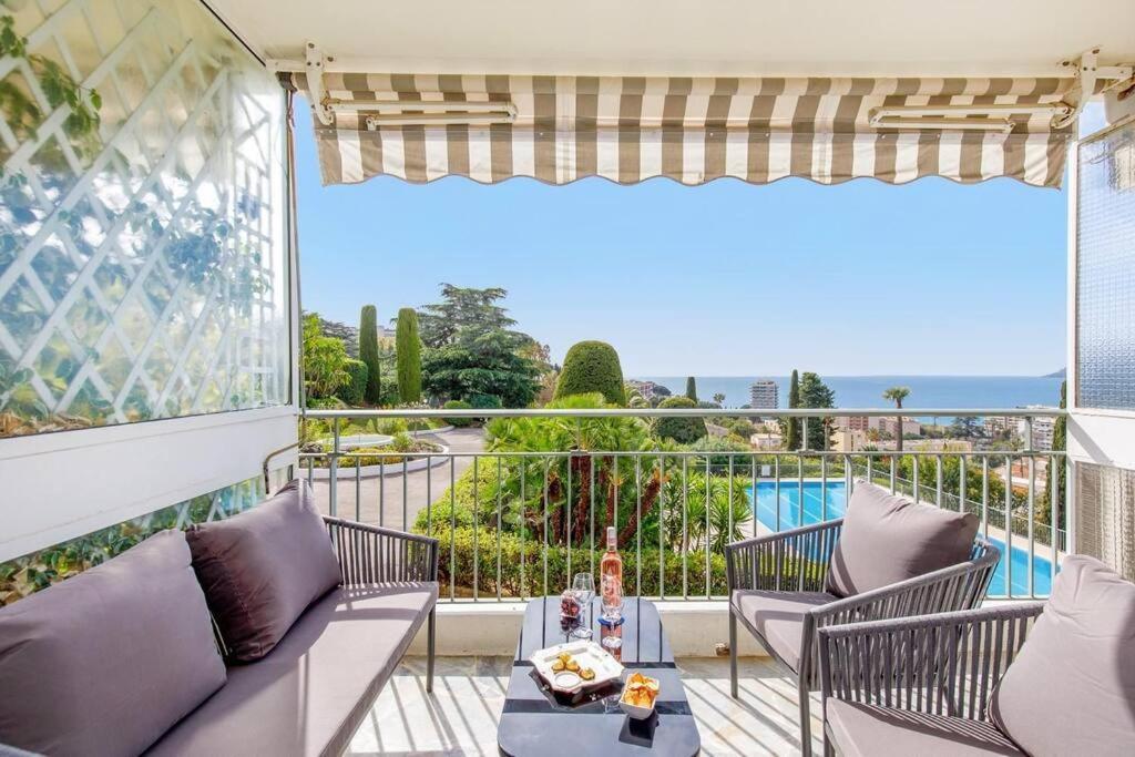 Calme Et Elegant Avec Vue Appartement Cannes