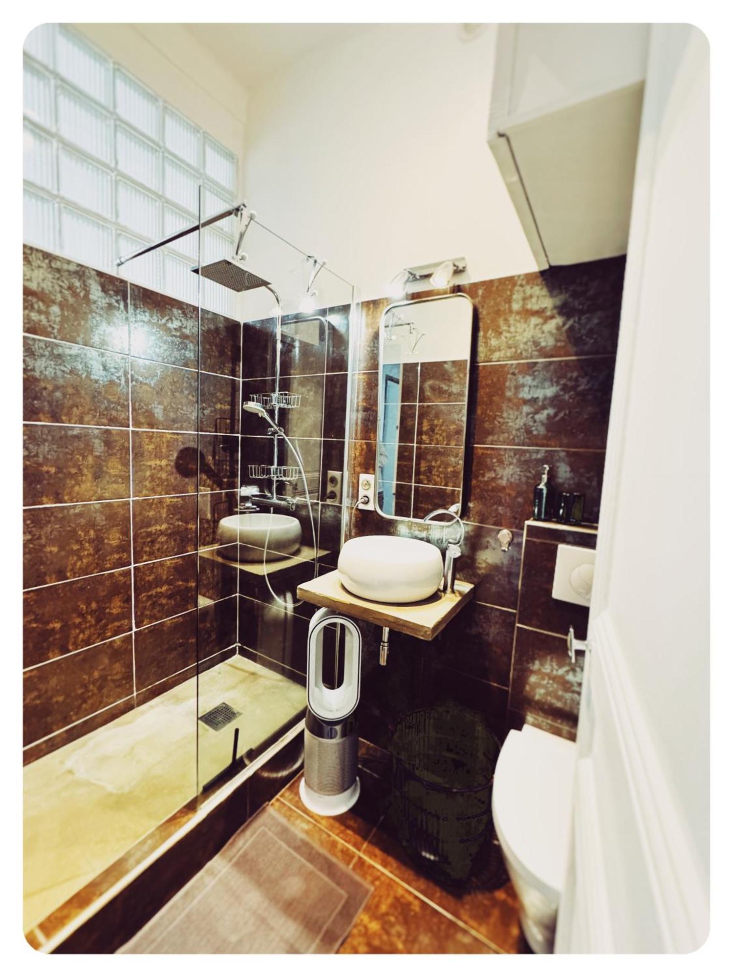 Apartment Bourgeois A 5 Min A Pied Du Centre