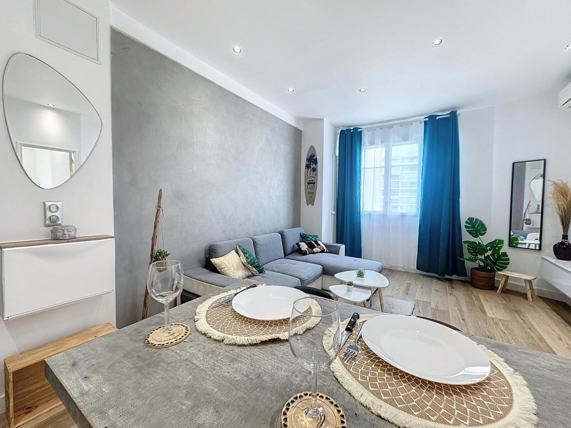 2 Bedroom Centre-ville Appartement Cannes
