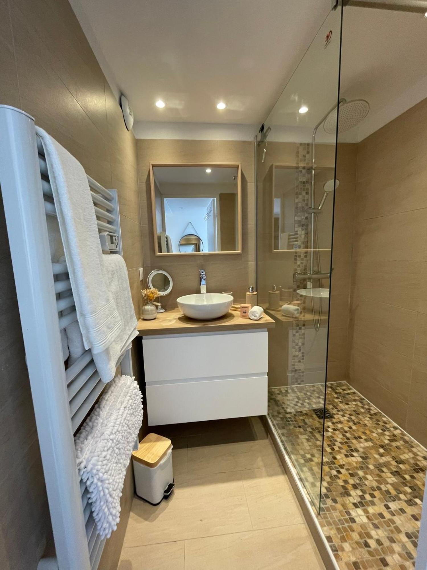 Duplex En Bord De Avec Piscine Et Parking Apartamento