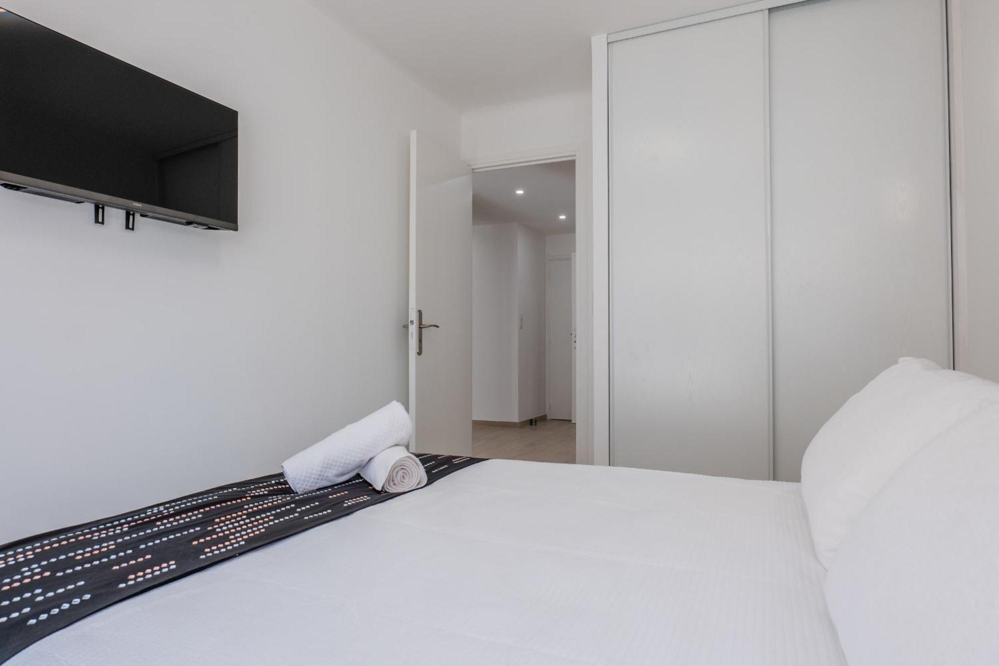 2 Bedrooms With Terrace 100 Metres From The Sea Apartment Cannes