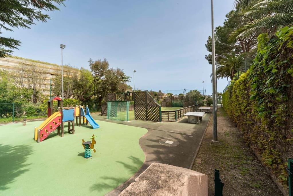 L'azur - T2 Avec Jardin, Piscine, Tennis, Vue Mer