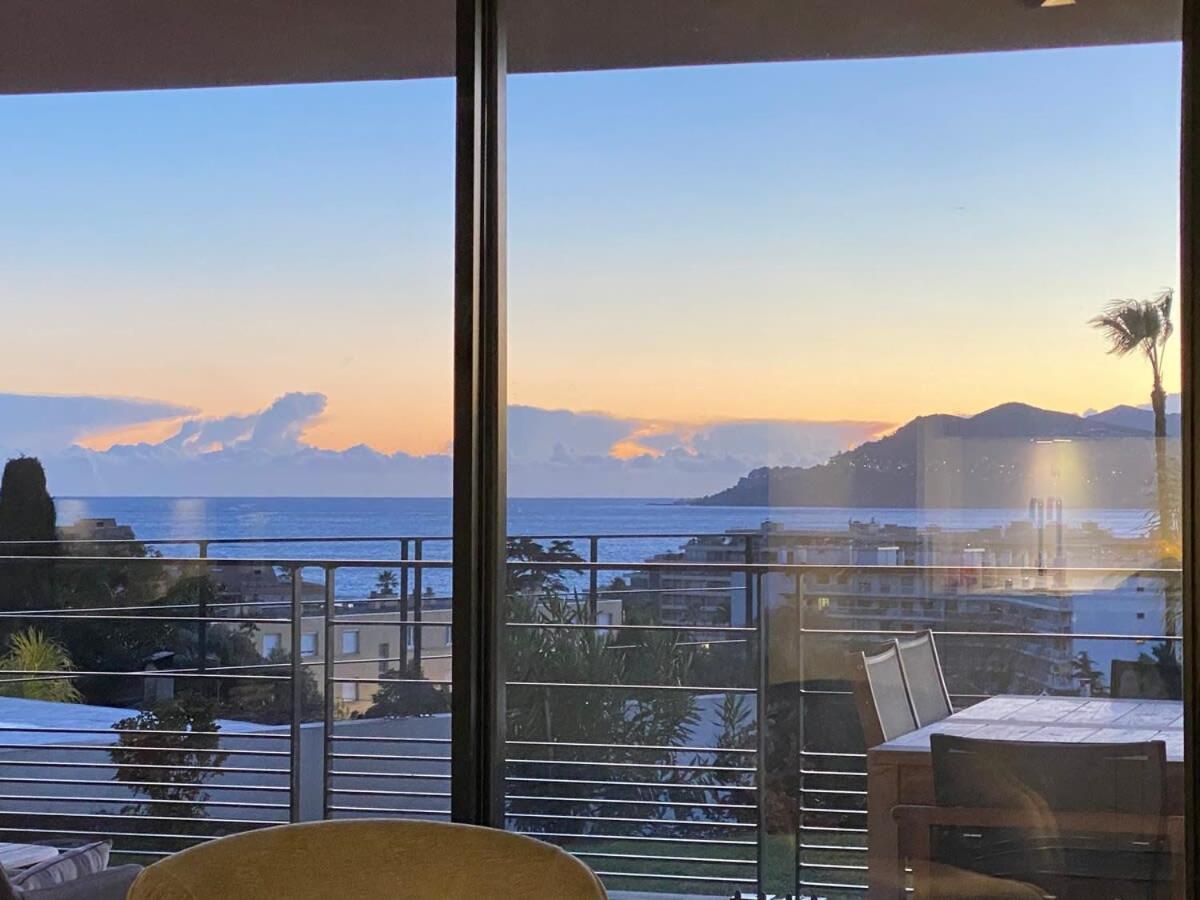 Appartement B002 - Superbe Avec Vue Et Piscine *