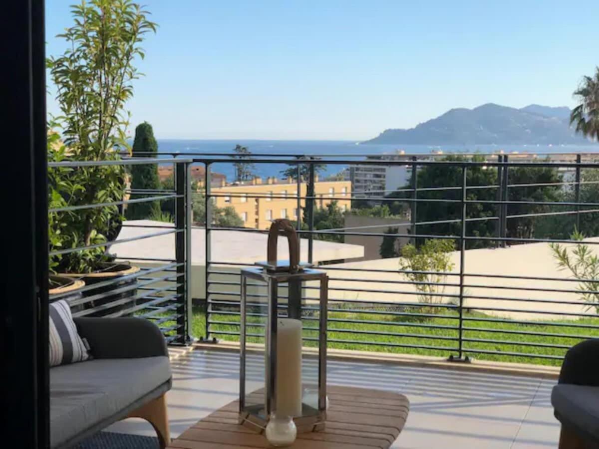 Appartement B002 - Superbe Avec Vue Et Piscine Cannes