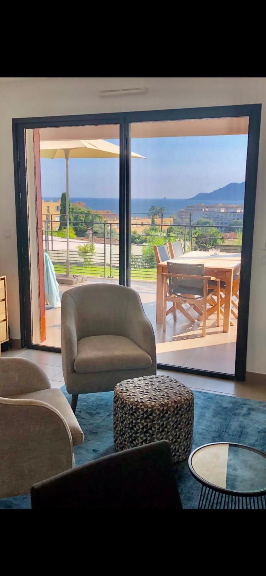 B002 - Superbe Avec Vue Et Piscine Appartement