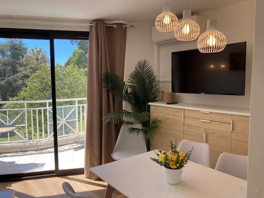 Appt Climatise 5 Pers / 9 L * Cannes