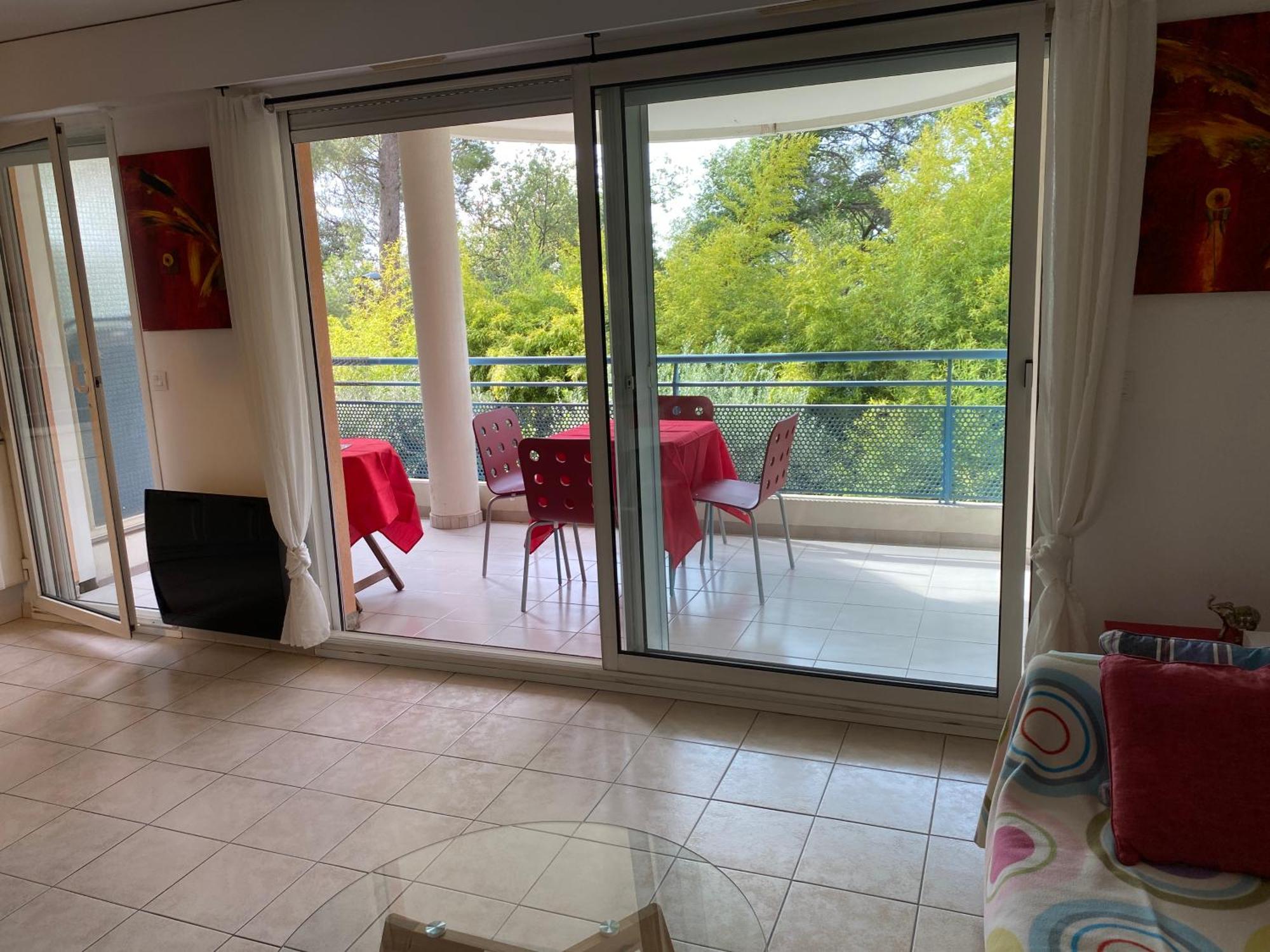 3p, Cannes, Domaine Securise, Piscine, Tennis, Golf, 3 Etoiles Apartment