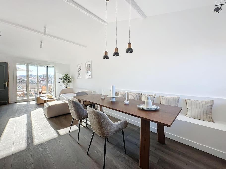 79m2 Penthouse, Palais Et Plages A 400m & 5mn *