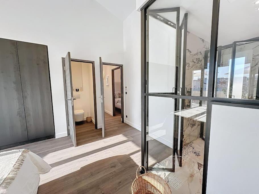 Apartment 79m2 Penthouse, Palais Et Plages A 400m & 5mn *