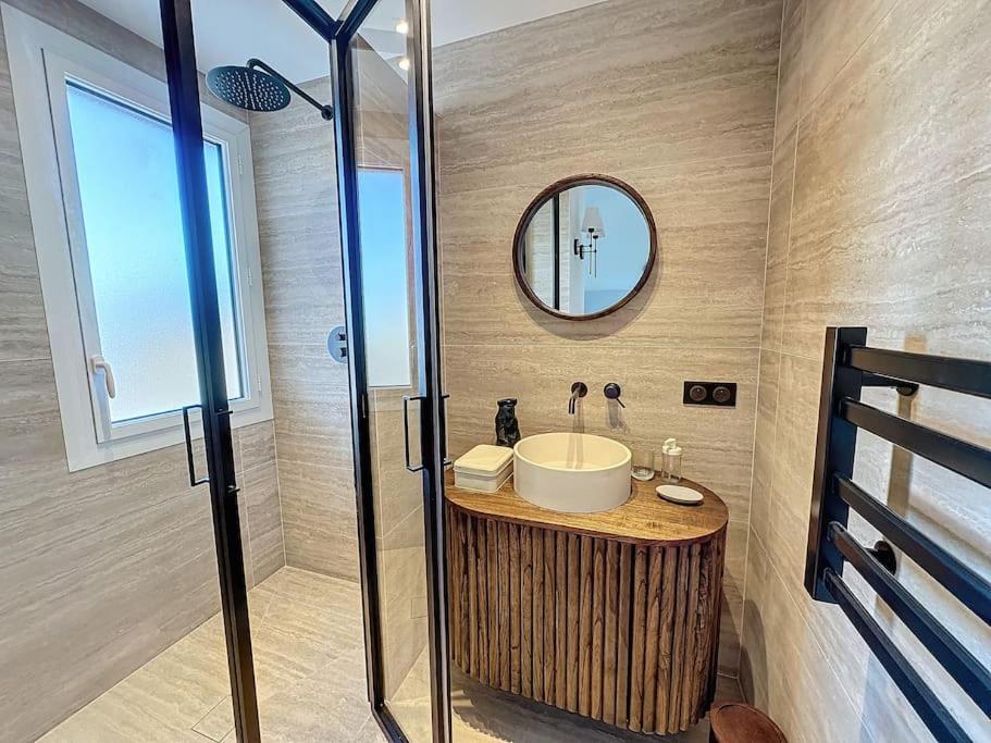 79m2 Penthouse, Palais Et Plages A 400m & 5mn