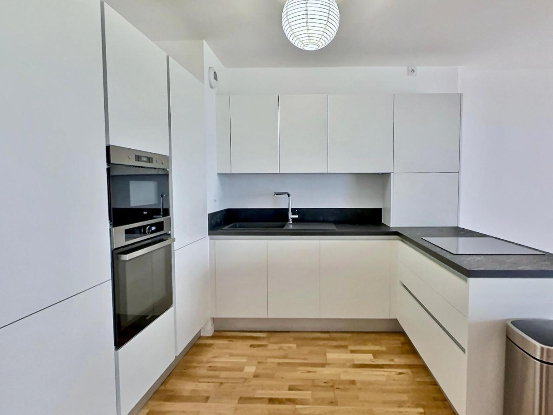 Apartment Maxime By Terry's Homes