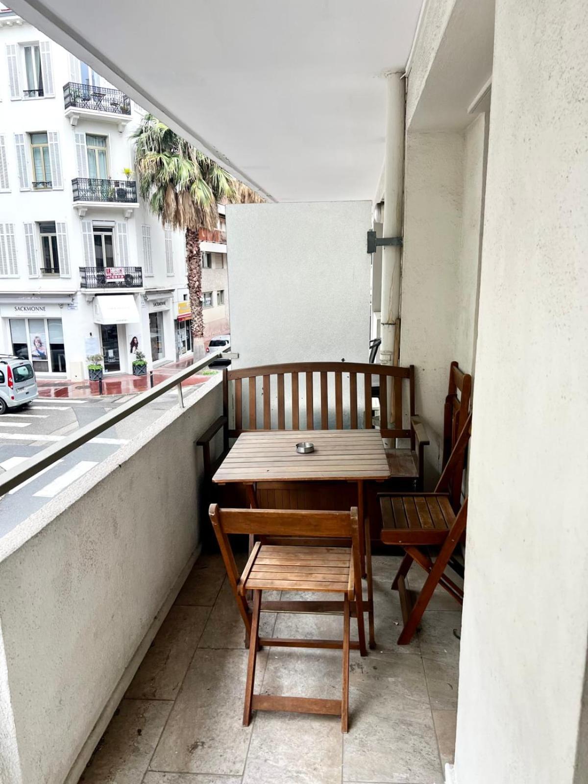 Studio Vidal In The City Center Of Cannes With Ac *