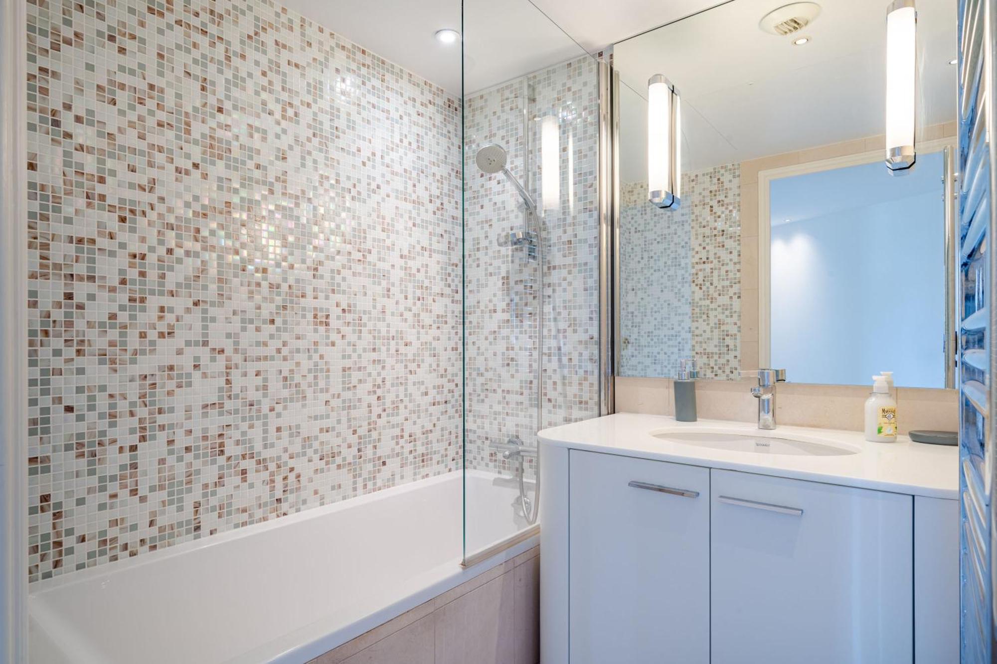 Apartment Carlton Riviera - *