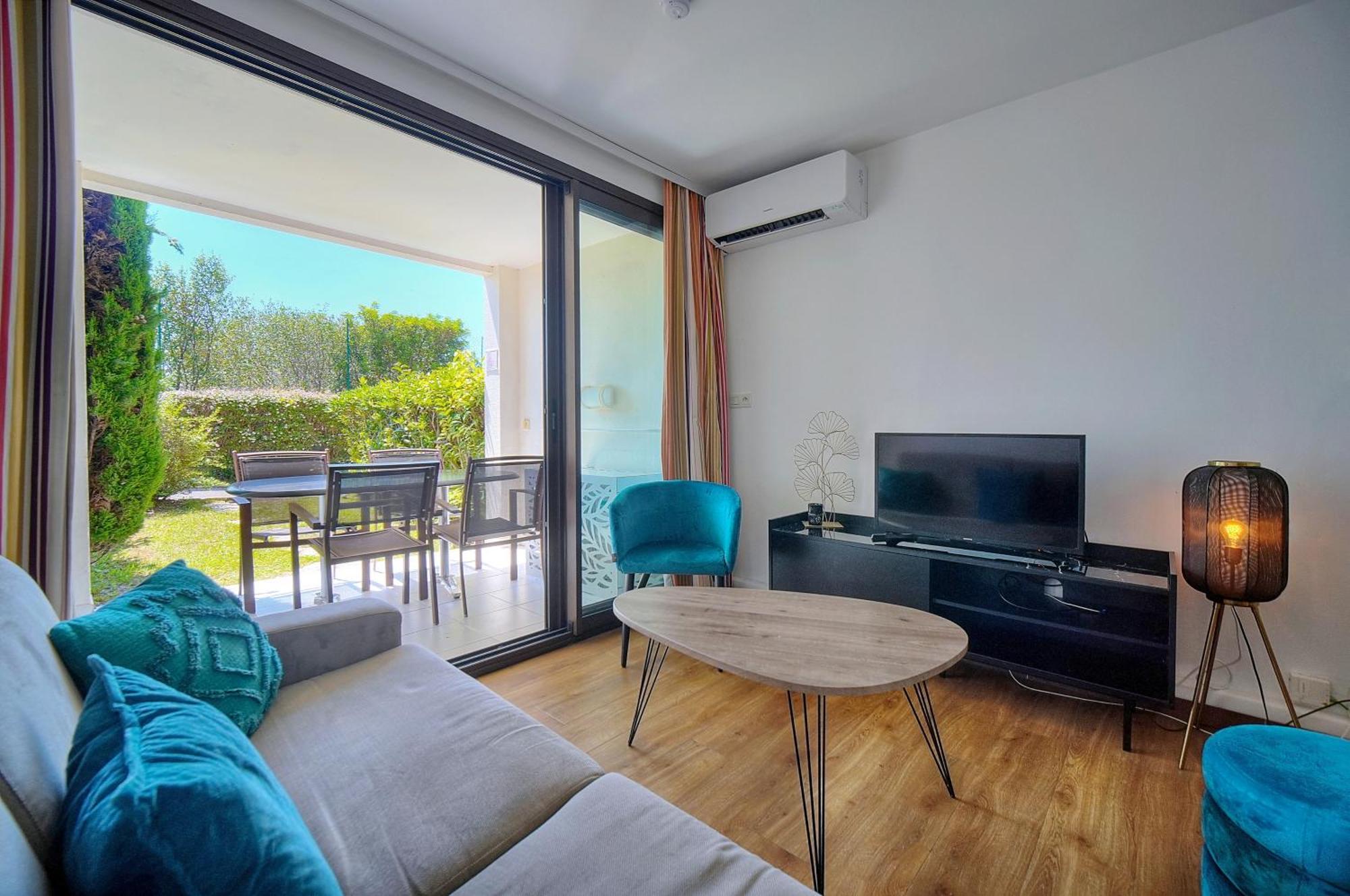 Moha - Piscine - Tennis - Parking - Vca Appartement *