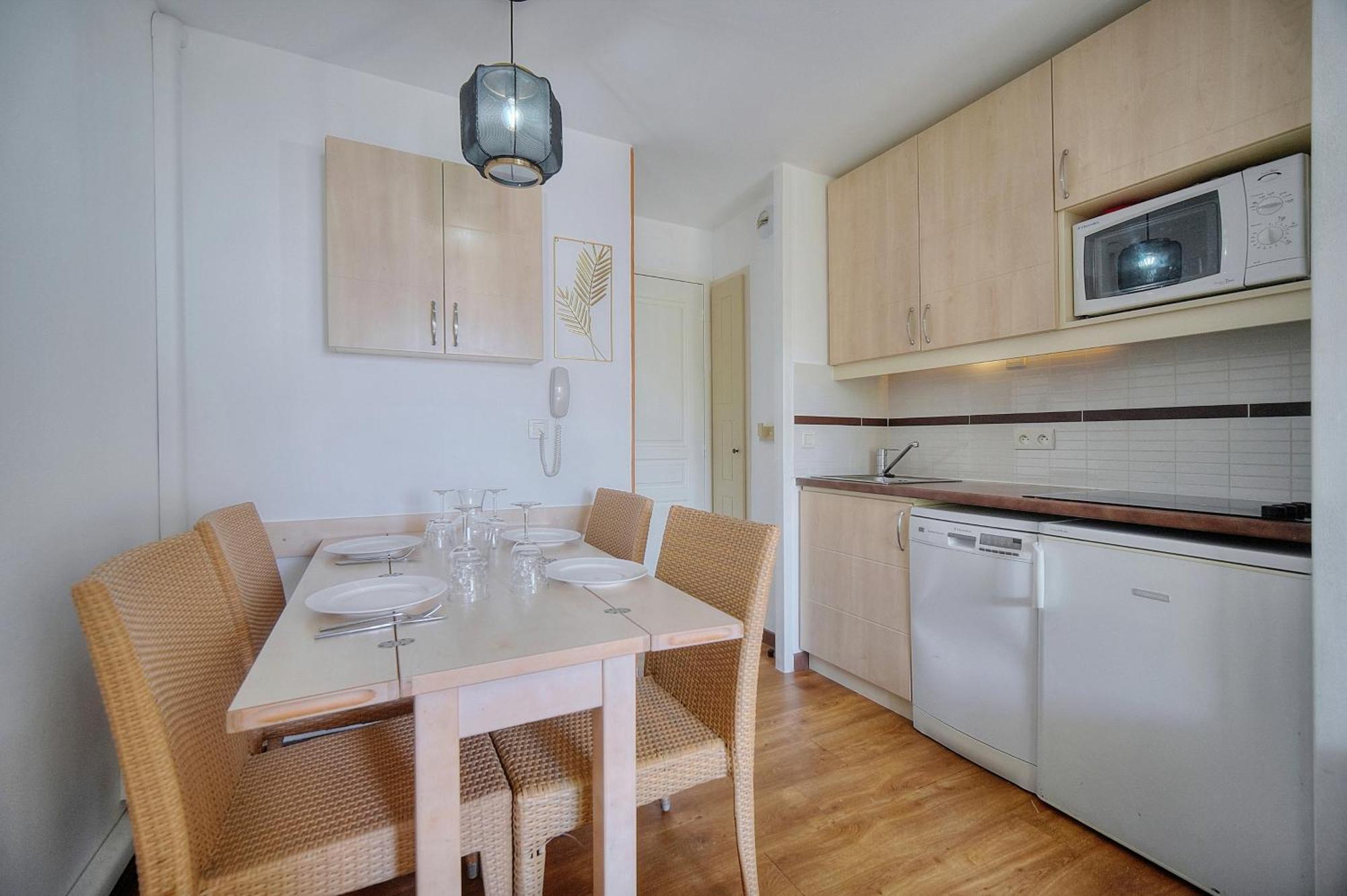 Moha - Piscine - Tennis - Parking - Vca Appartement Cannes