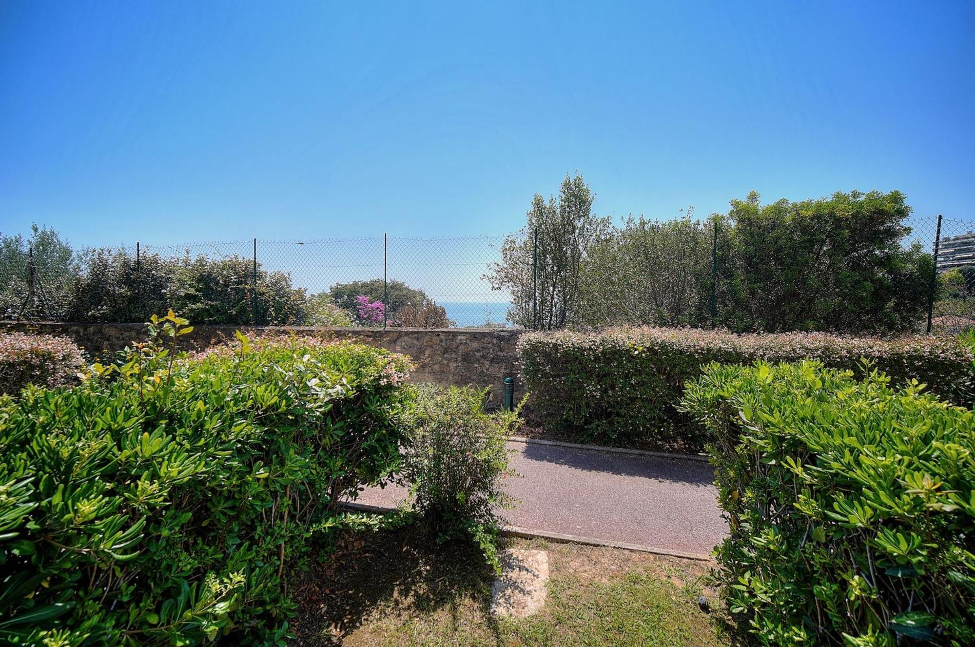 Moha - Piscine - Tennis - Parking - Vca Appartement