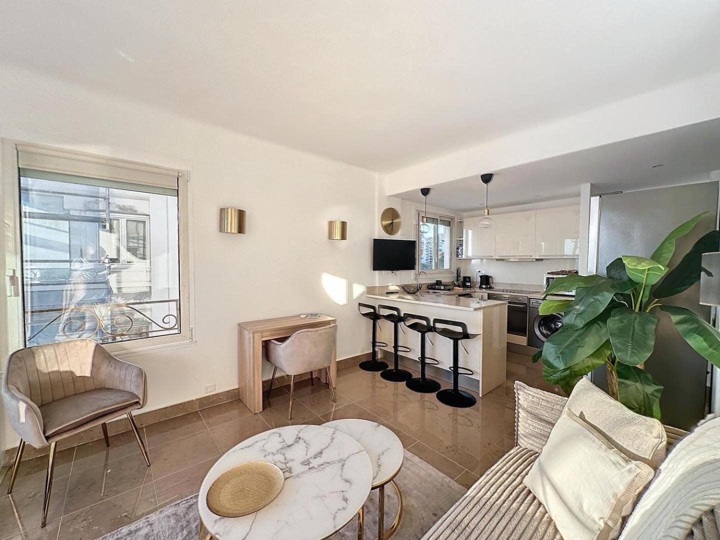 Two En-suite Bedroom On La Croisette - Sea View Appartement Cannes