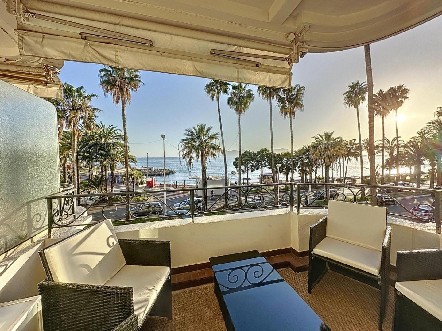 Appartement Two En-suite Bedroom On La Croisette - Sea View *