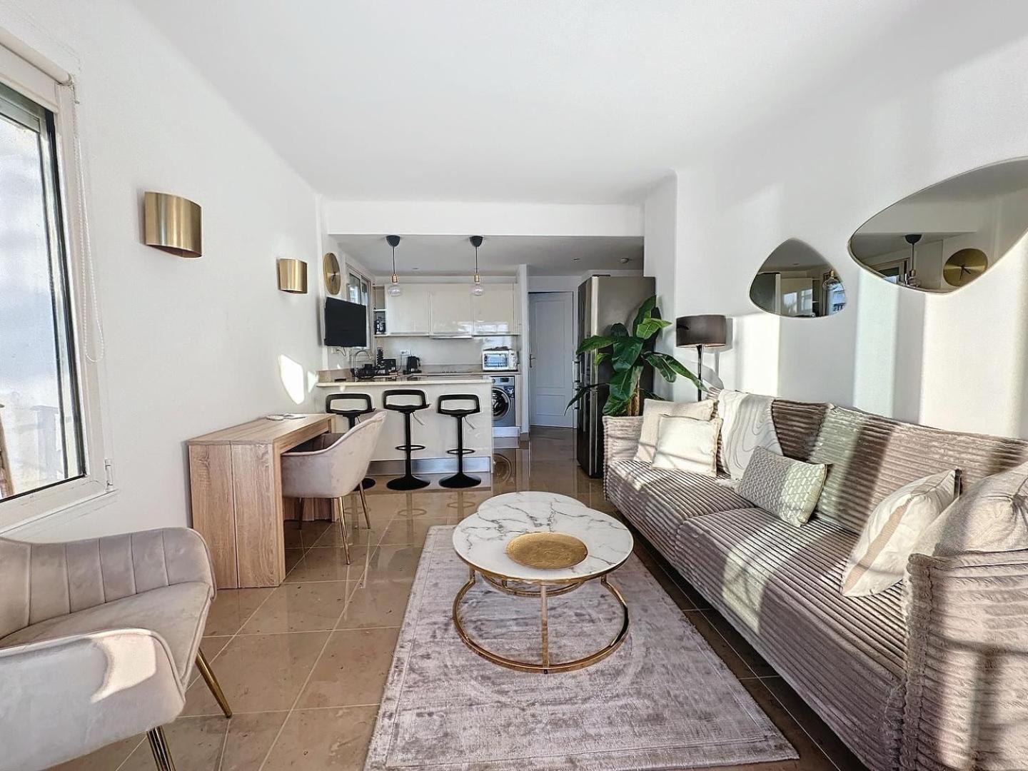 Appartement Two En-suite Bedroom On La Croisette - Sea View
