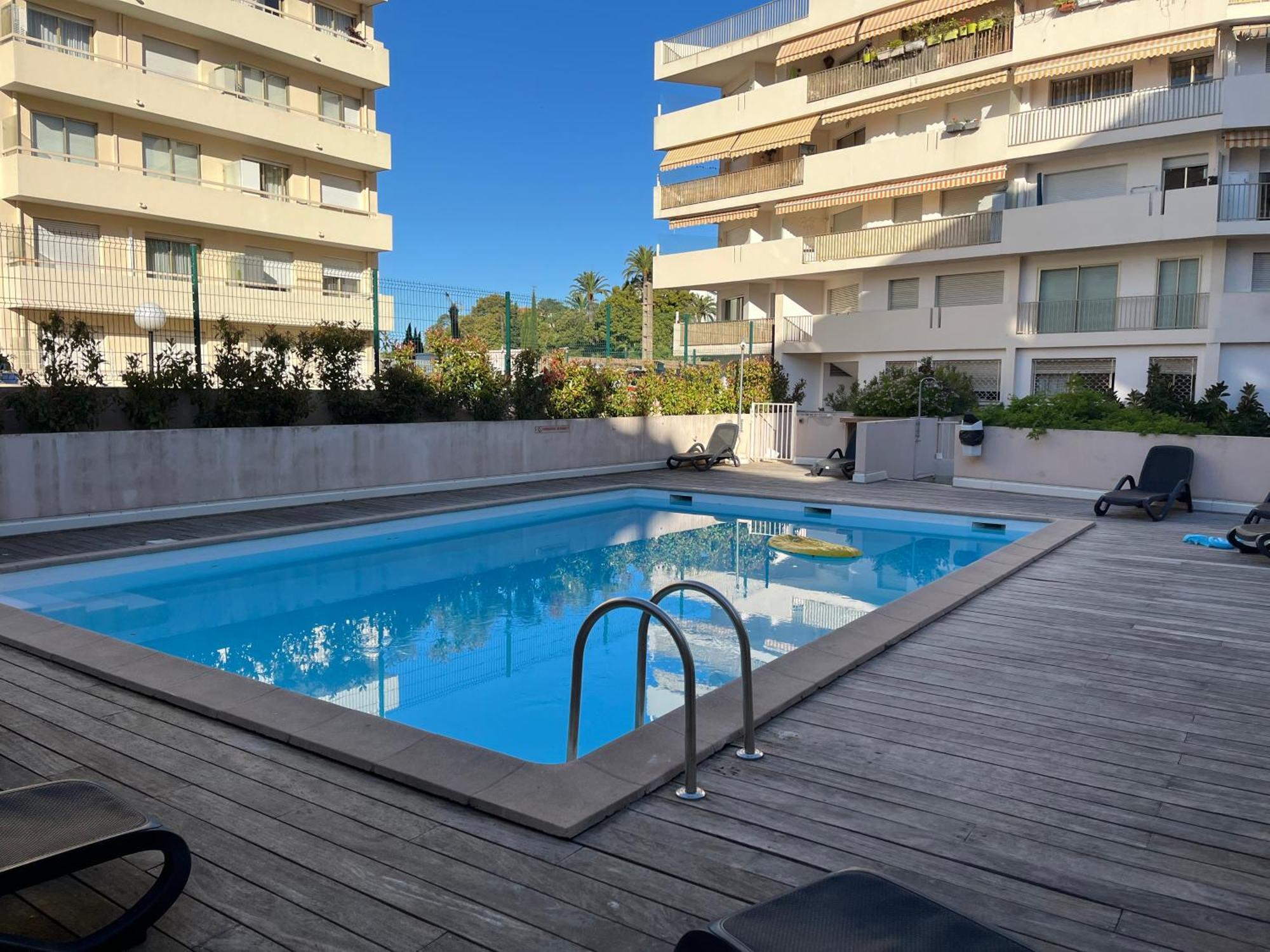 Fantastic Located Cannes