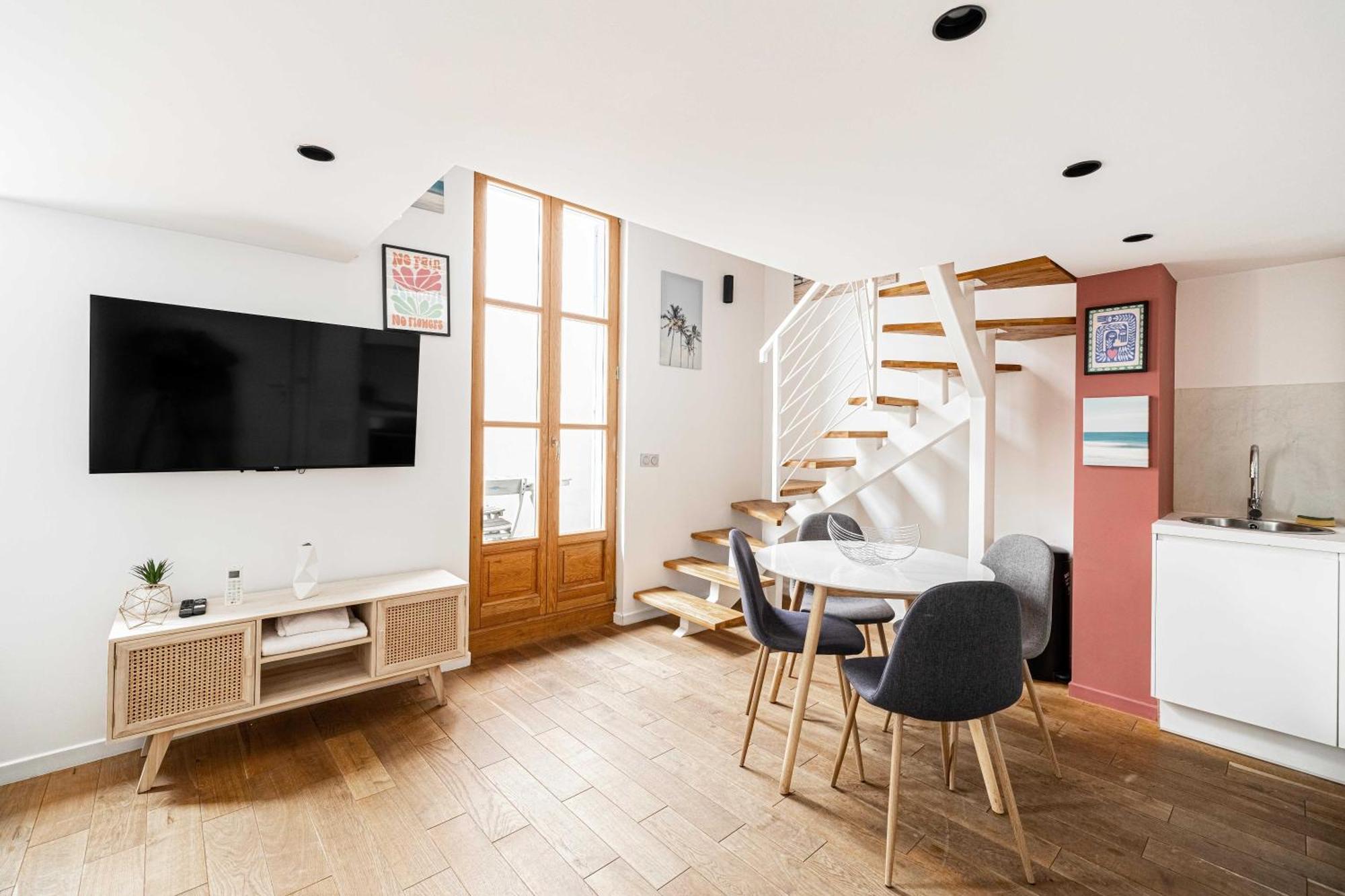 Magnificent Duplex - Rue Meynadier Center - 1br4p Apartment