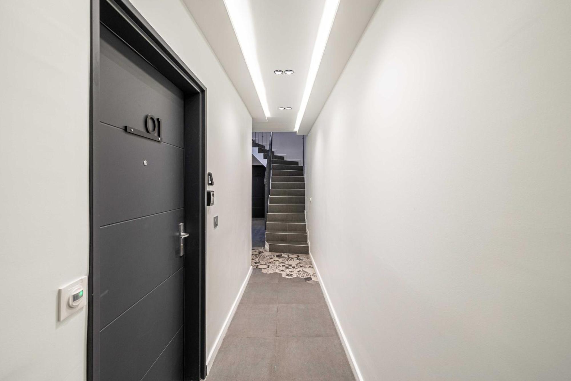Large Duplex - Center - 1br4p Apartamento *