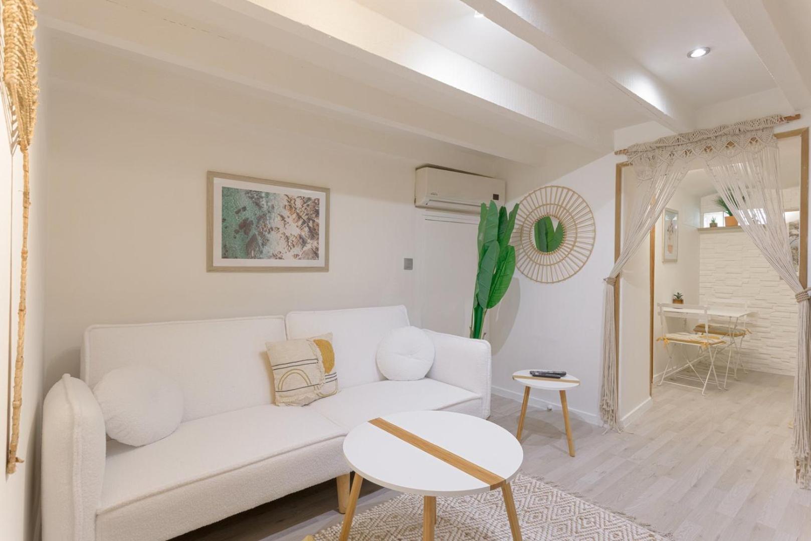 Appartement 2 Pieces Cosy Et Elegant A