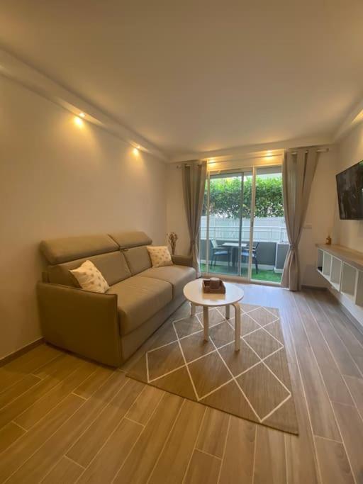 Appartement Neuf Pointe Croisette, 50 M De La