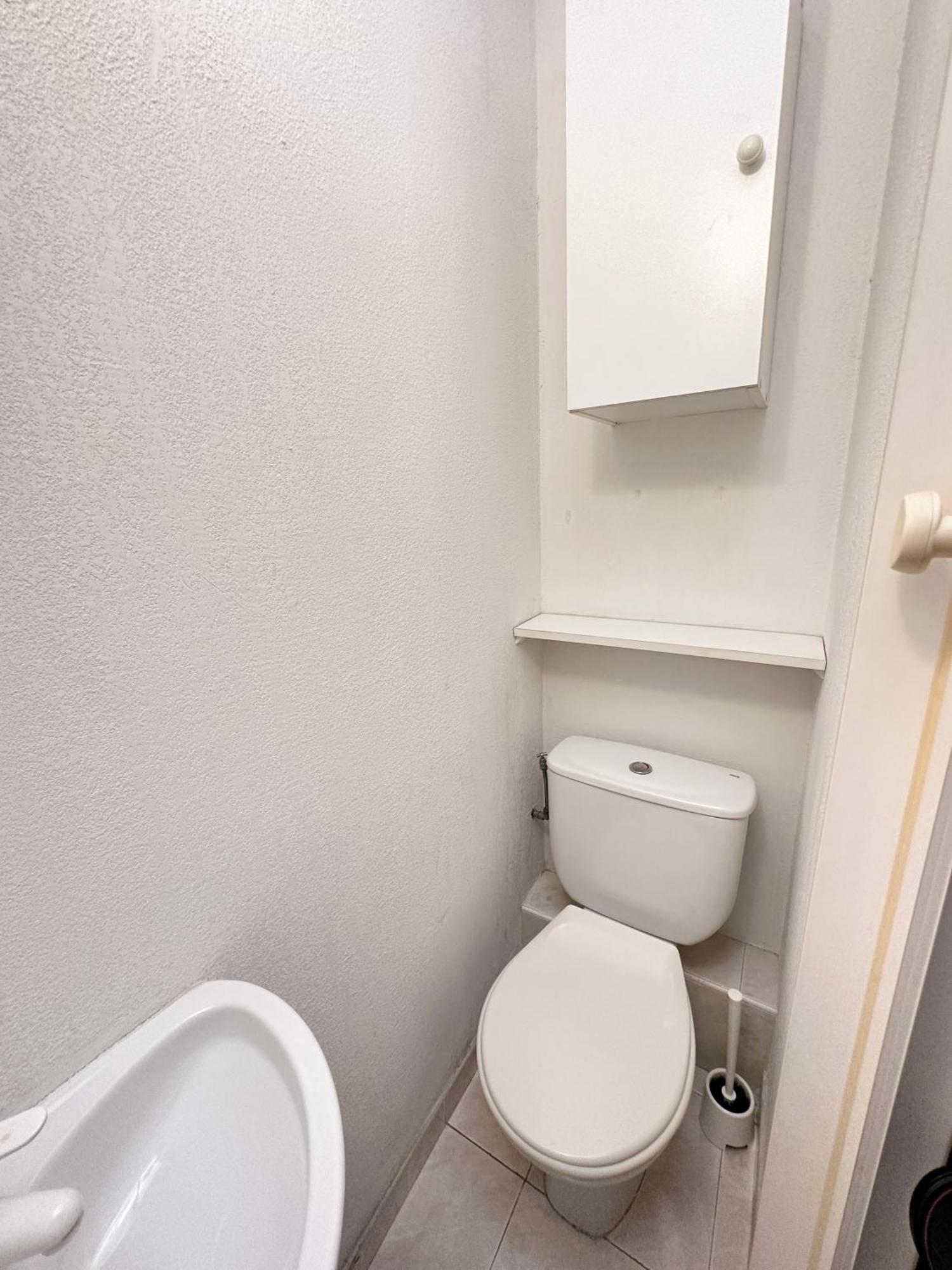 Charming In 10-min To Apartment