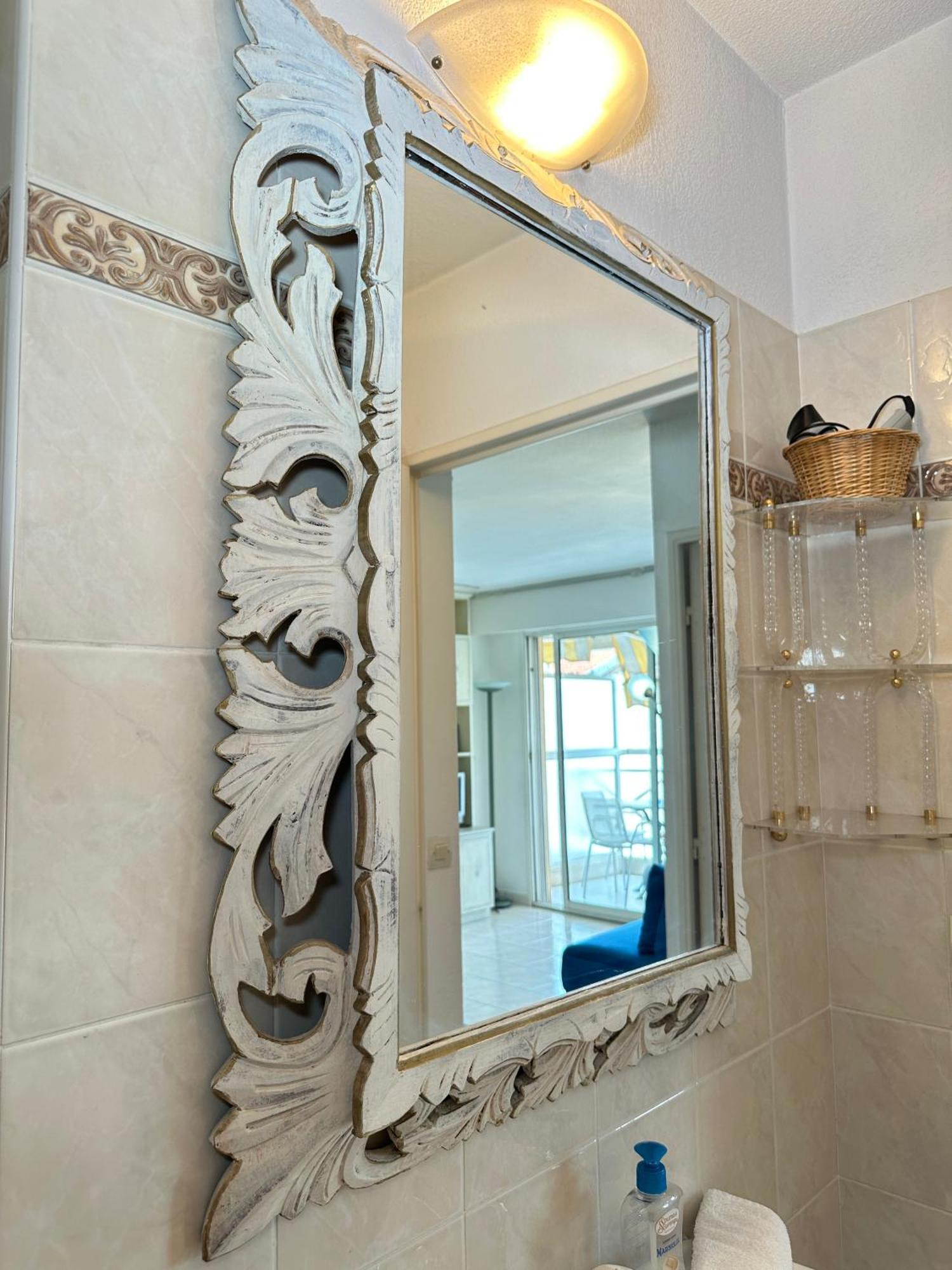 Charming In 10-min To Apartment