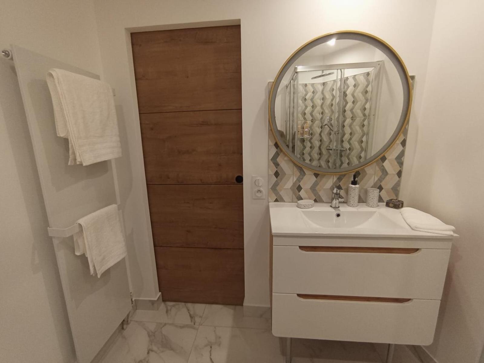 Bord De Mer, Midi, Acces Direct A La Apartment Cannes