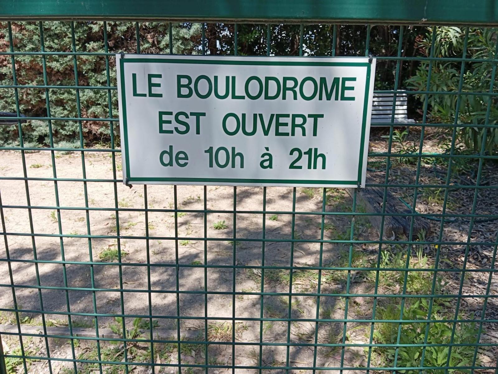 Bord De Mer, Midi, Acces Direct A La