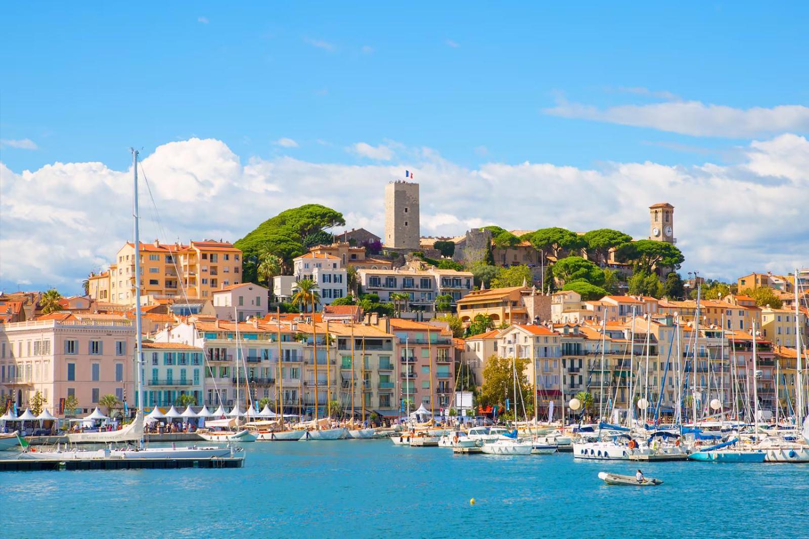 Couche De Soleil A * Cannes