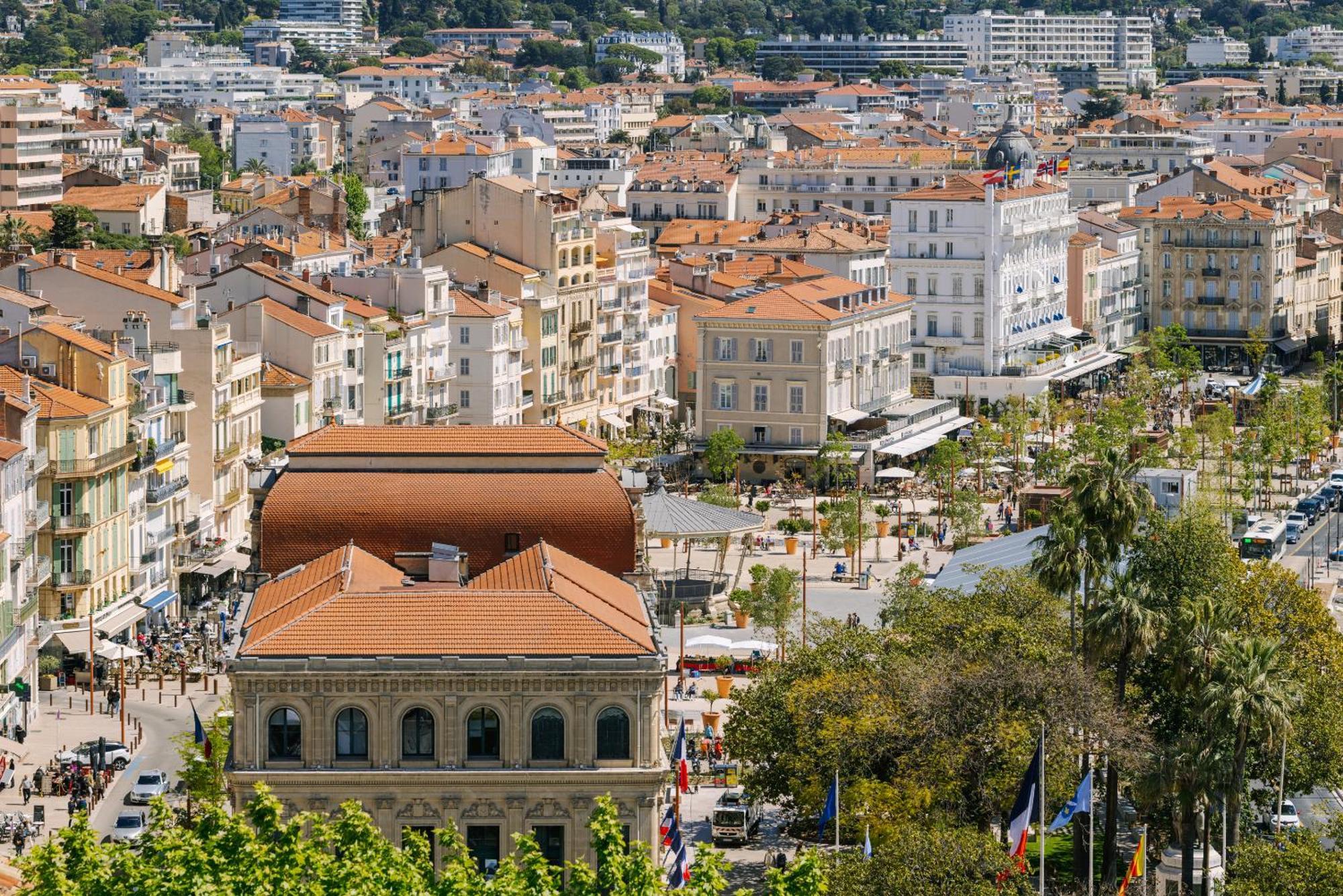 Hotel Yelo Belle Epoque Powered By Sonder Cannes