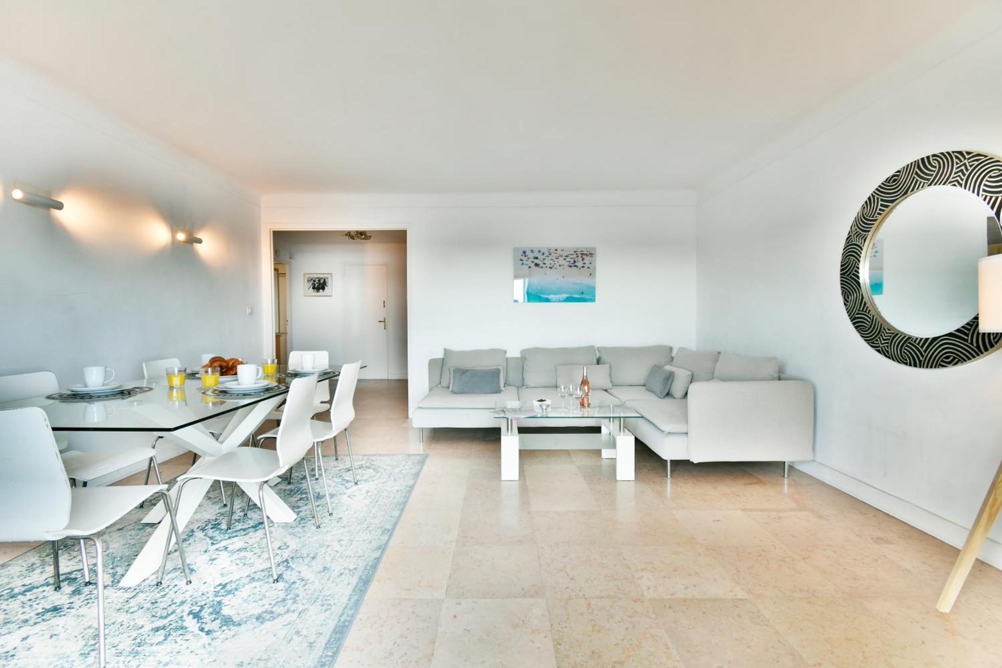 Du Midi- Vue Sur Standing Presta Apartment Cannes