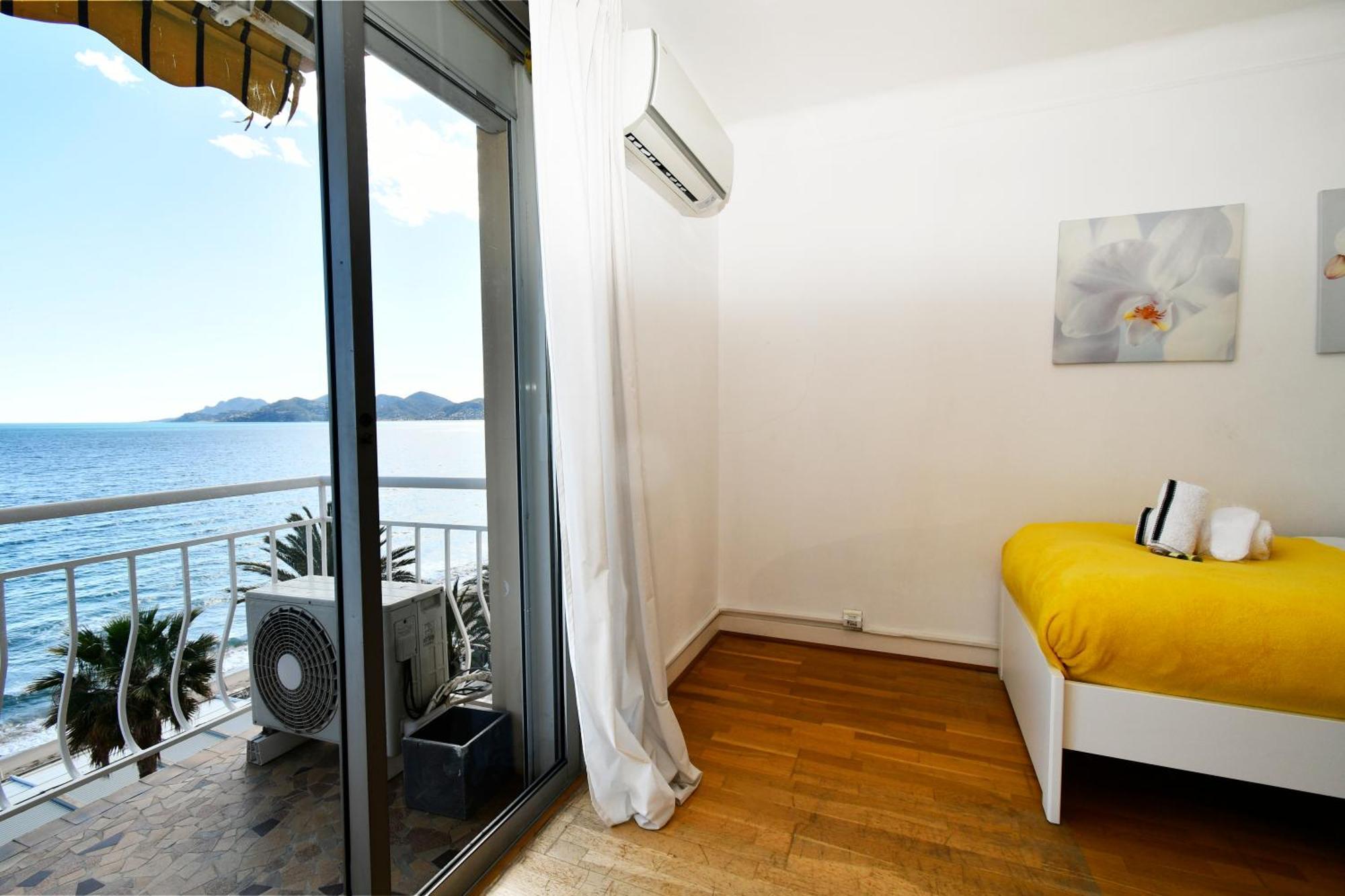 Du Midi- Vue Sur Standing Presta * Cannes