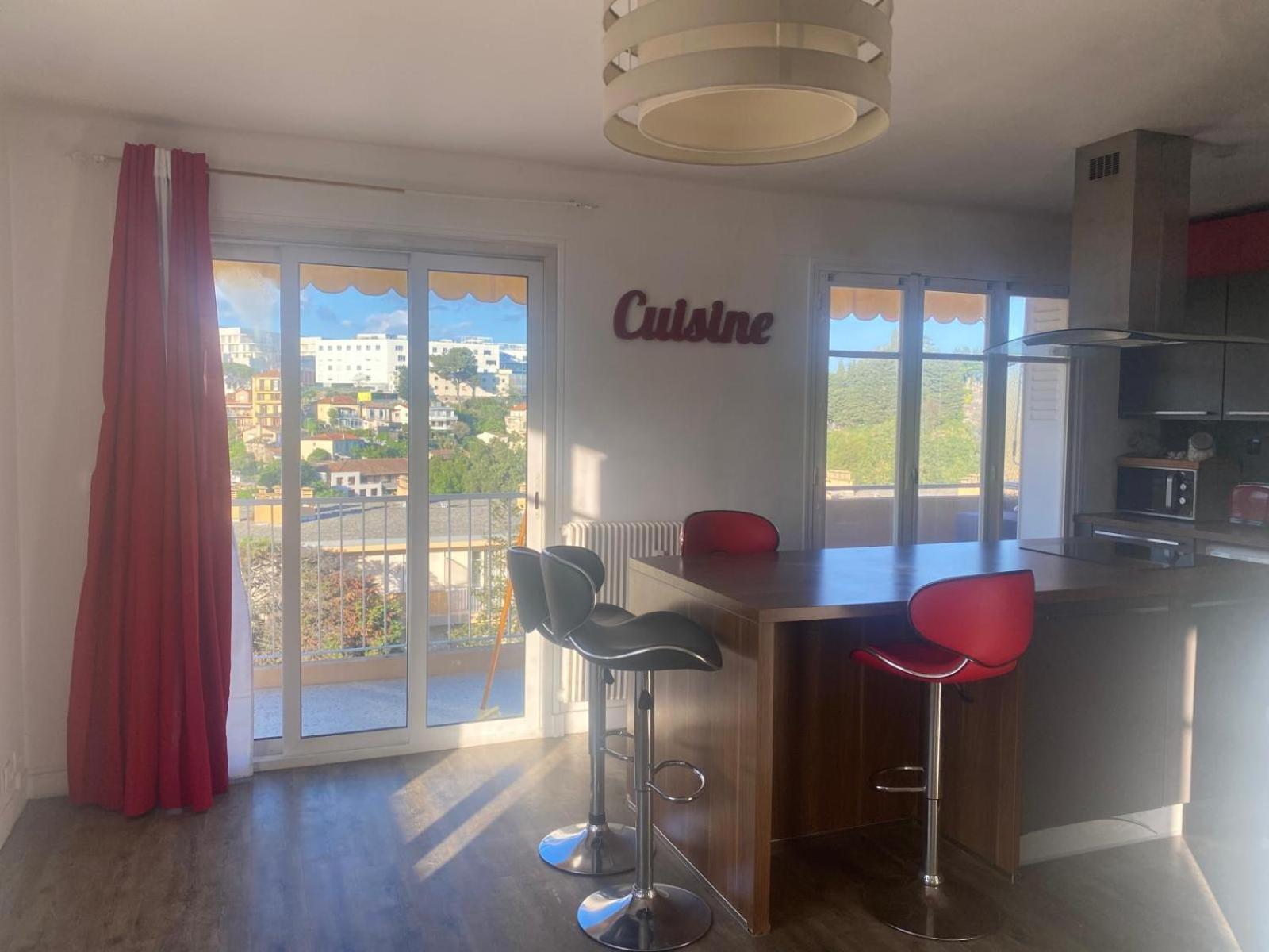 3 Pieces A Croix Des Gardes Appartement