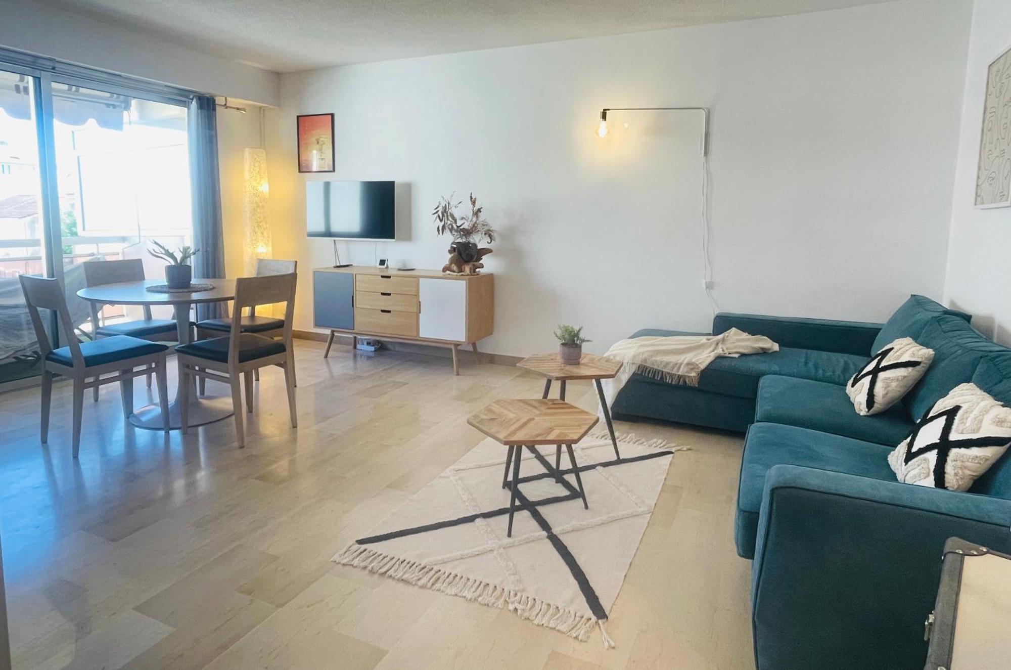 Le Week Riviera: Spacious 3-star In With Terrace And Garage Apartment *