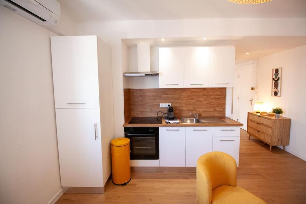 Brand New 2 Min Walk To Palais Apartamento *